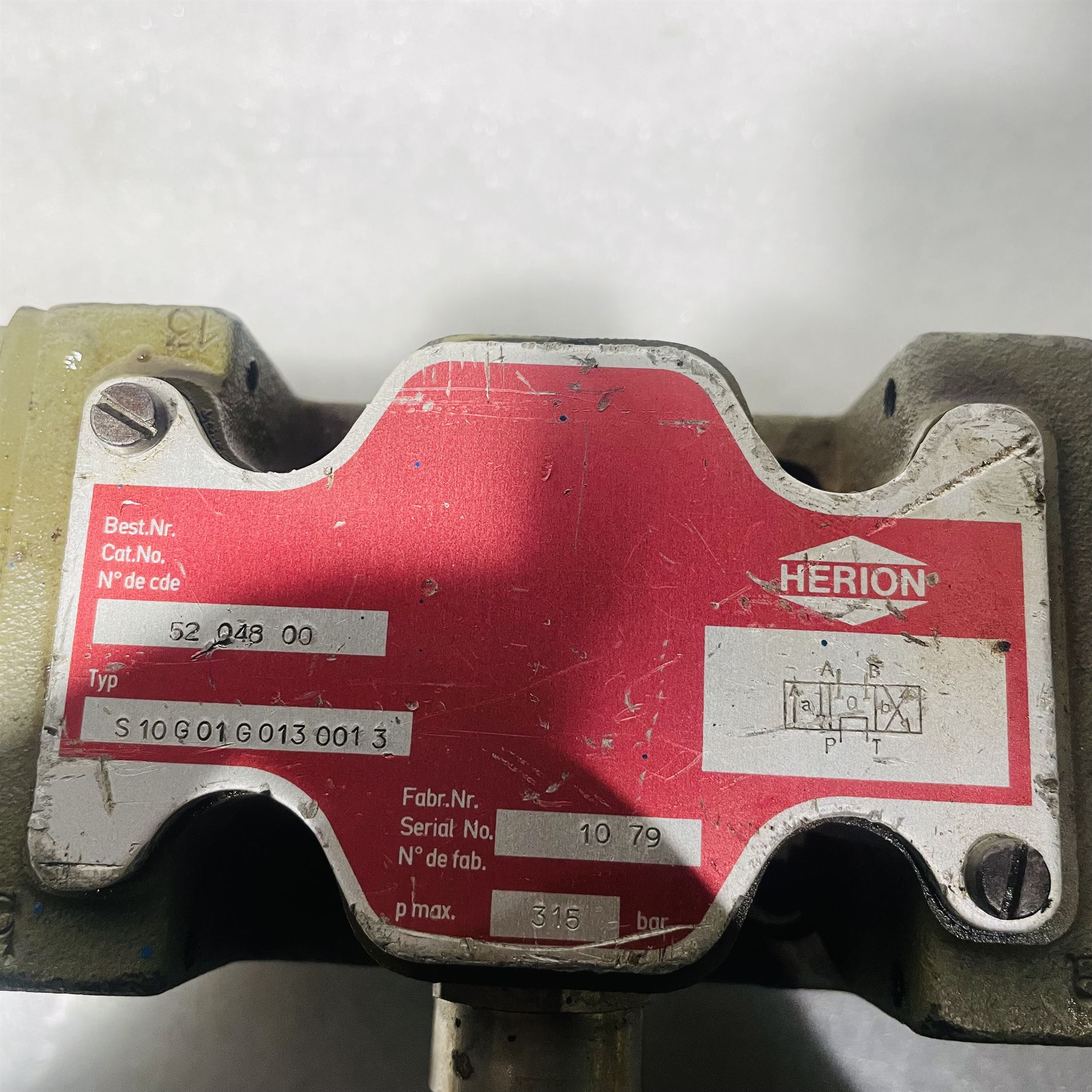 Herion S10-G01-G013-001300 Solenoid Operated Directional Valve S10G01G013001300 - Image 2