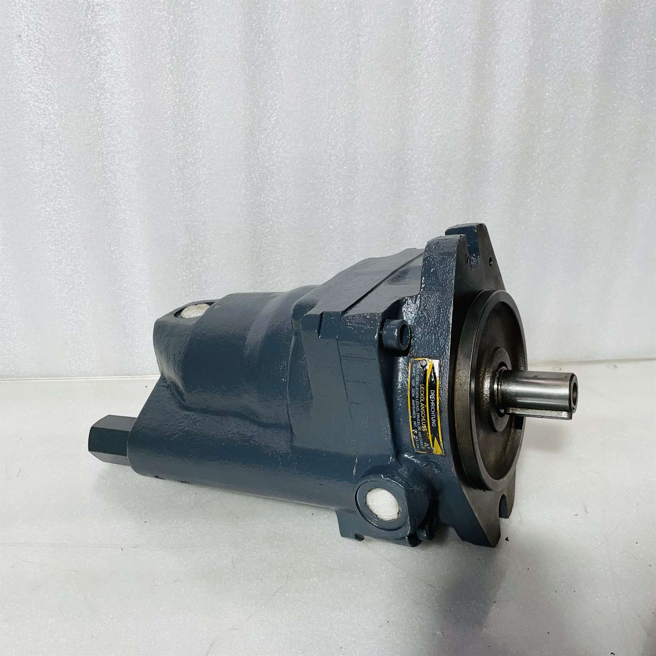 Parker PAV-32/25 RK01 Hydraulic Variable Piston Pump - Image 5