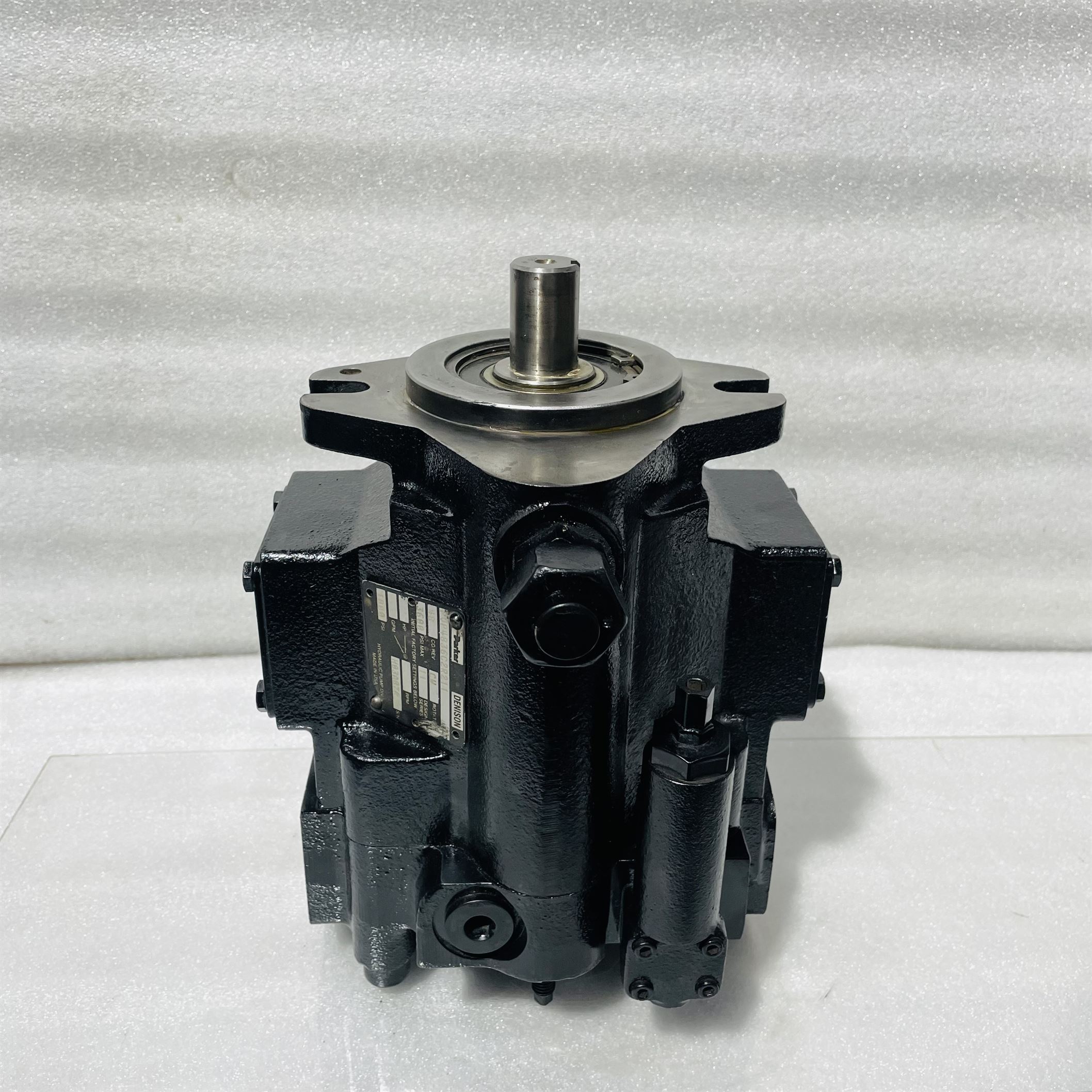 Parker Denison PVP 4836C2R210 Hydraulic Variable Piston Pump - Image 2