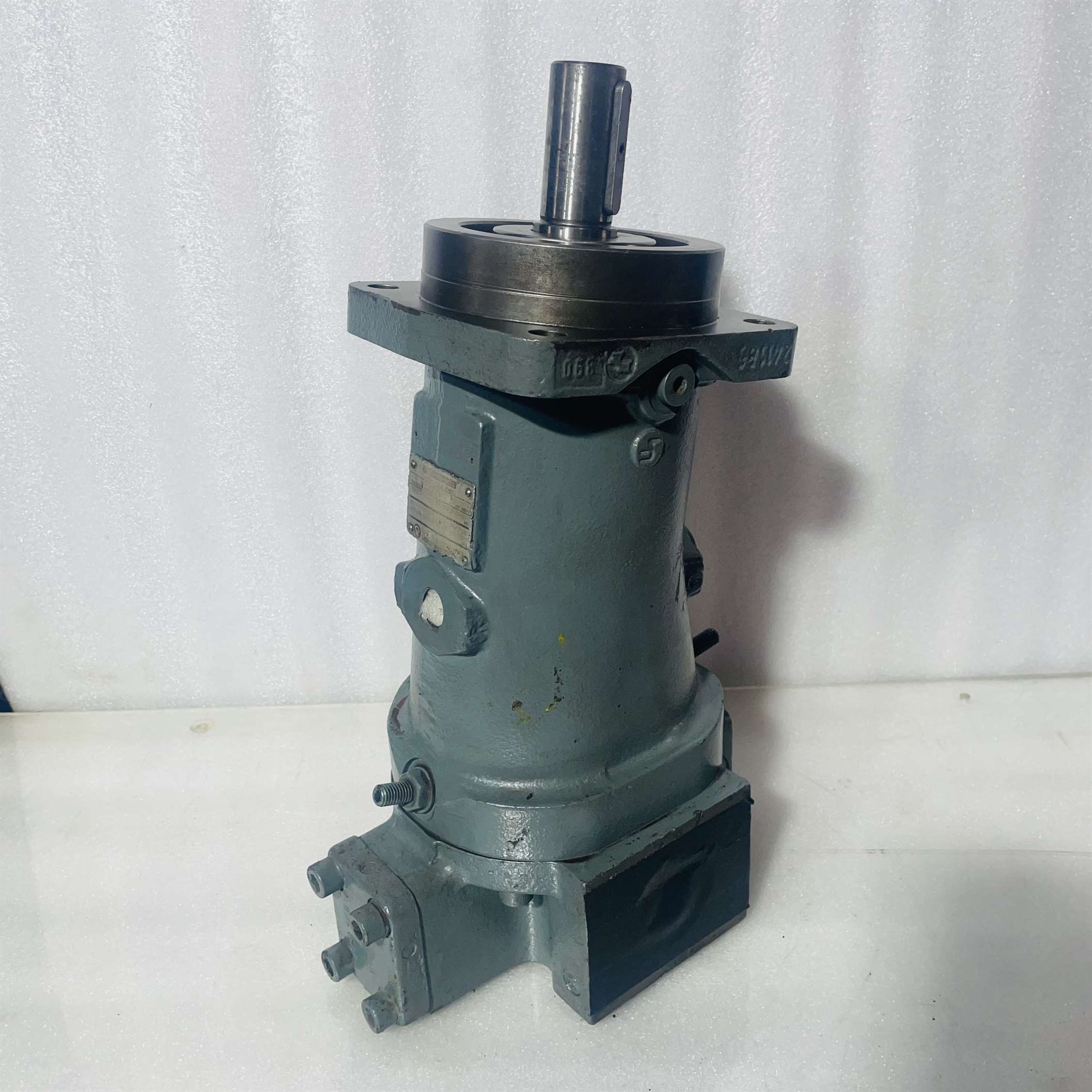 Uchida Hydromatik A7V 40 DR 23 RPF Hydraulic Pump Variable Piston - Image 5