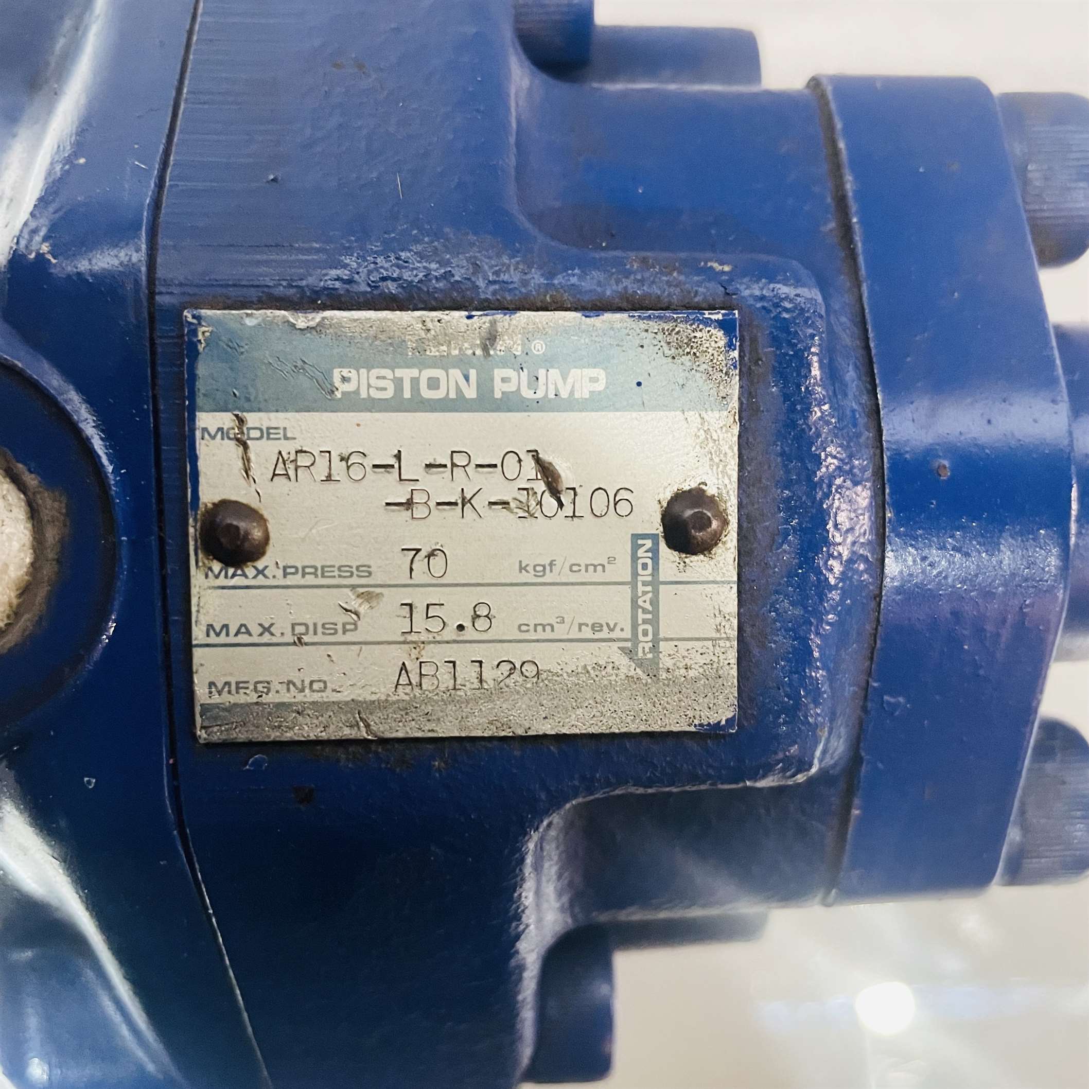 Yuken AR16-FR01-B20 Hydraulic Variable Piston Pump - Image 2