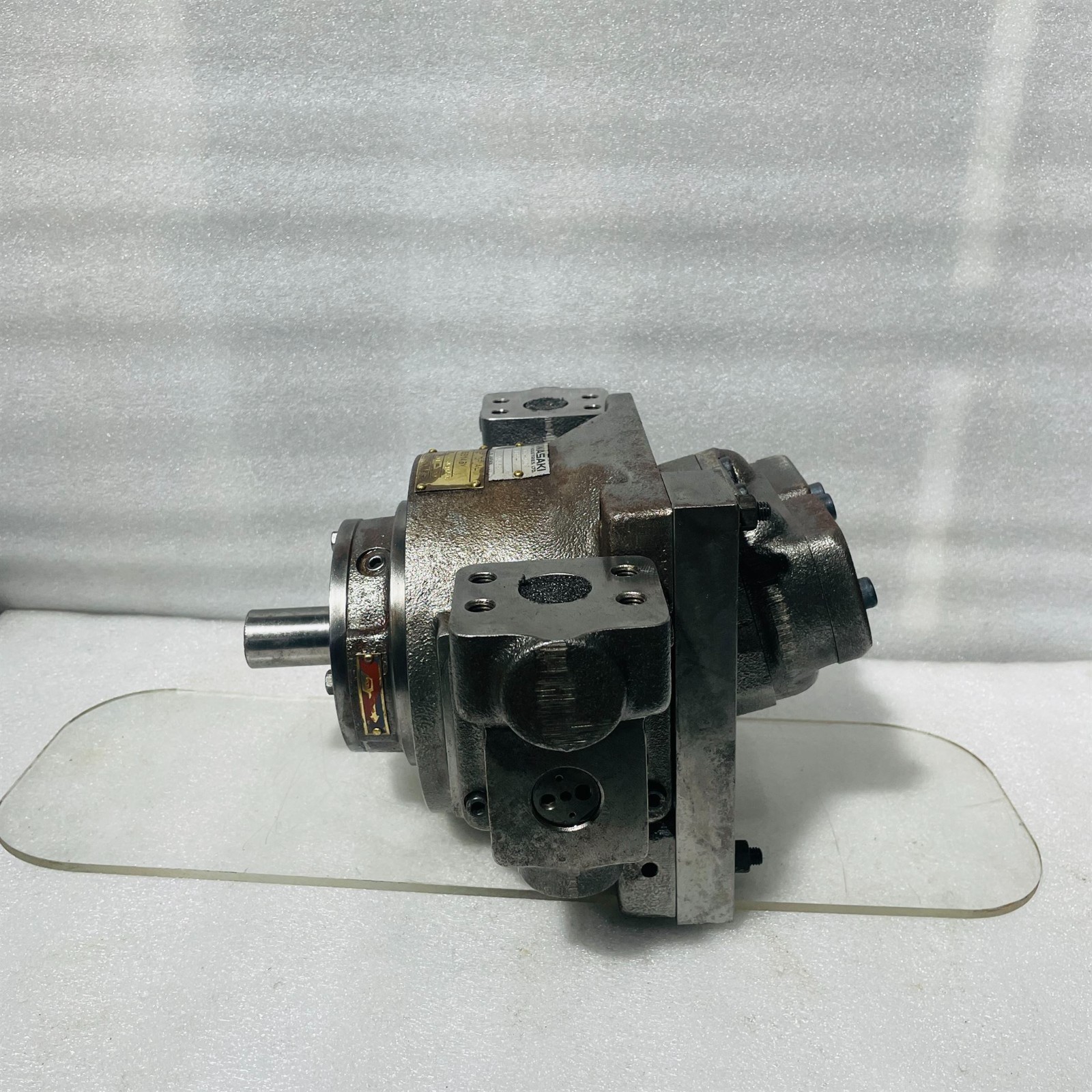 Kawasaki KPM LV-030-410R Hydraulic Piston Pump - Image 5
