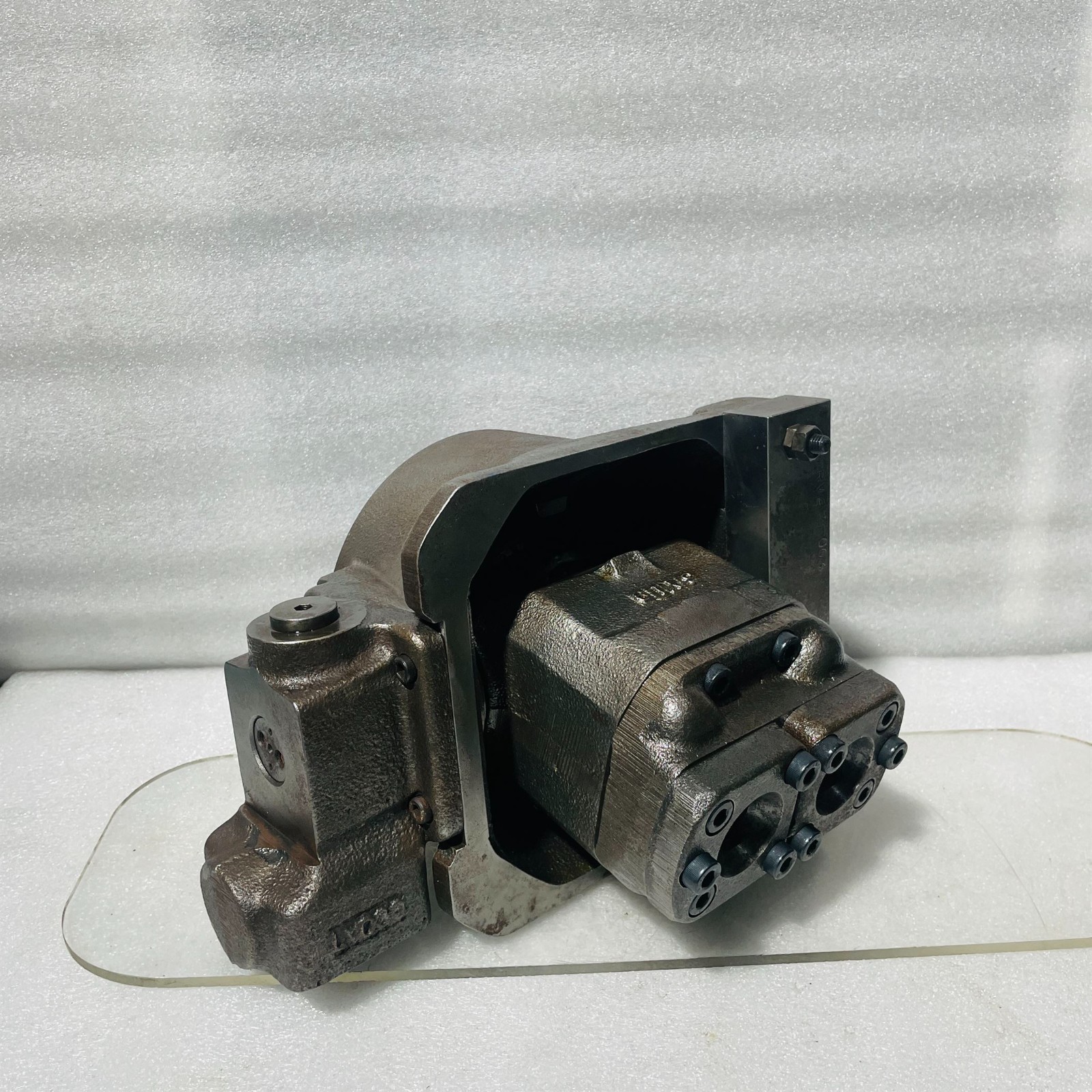 Kawasaki KPM LV-030-410R Hydraulic Piston Pump - Image 7
