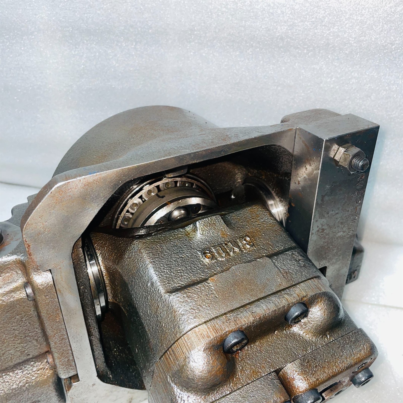Kawasaki KPM LV-030-410R Hydraulic Piston Pump - Image 8